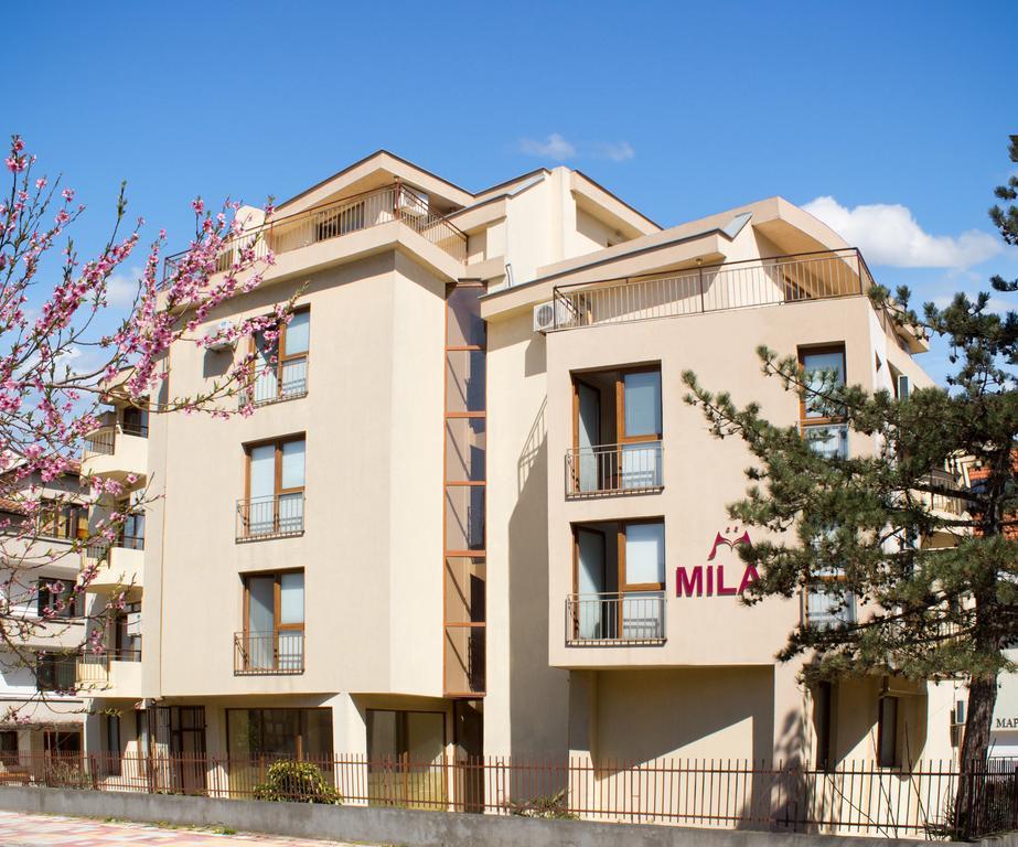 Hotel Milan Primorsko Eksteriør bilde