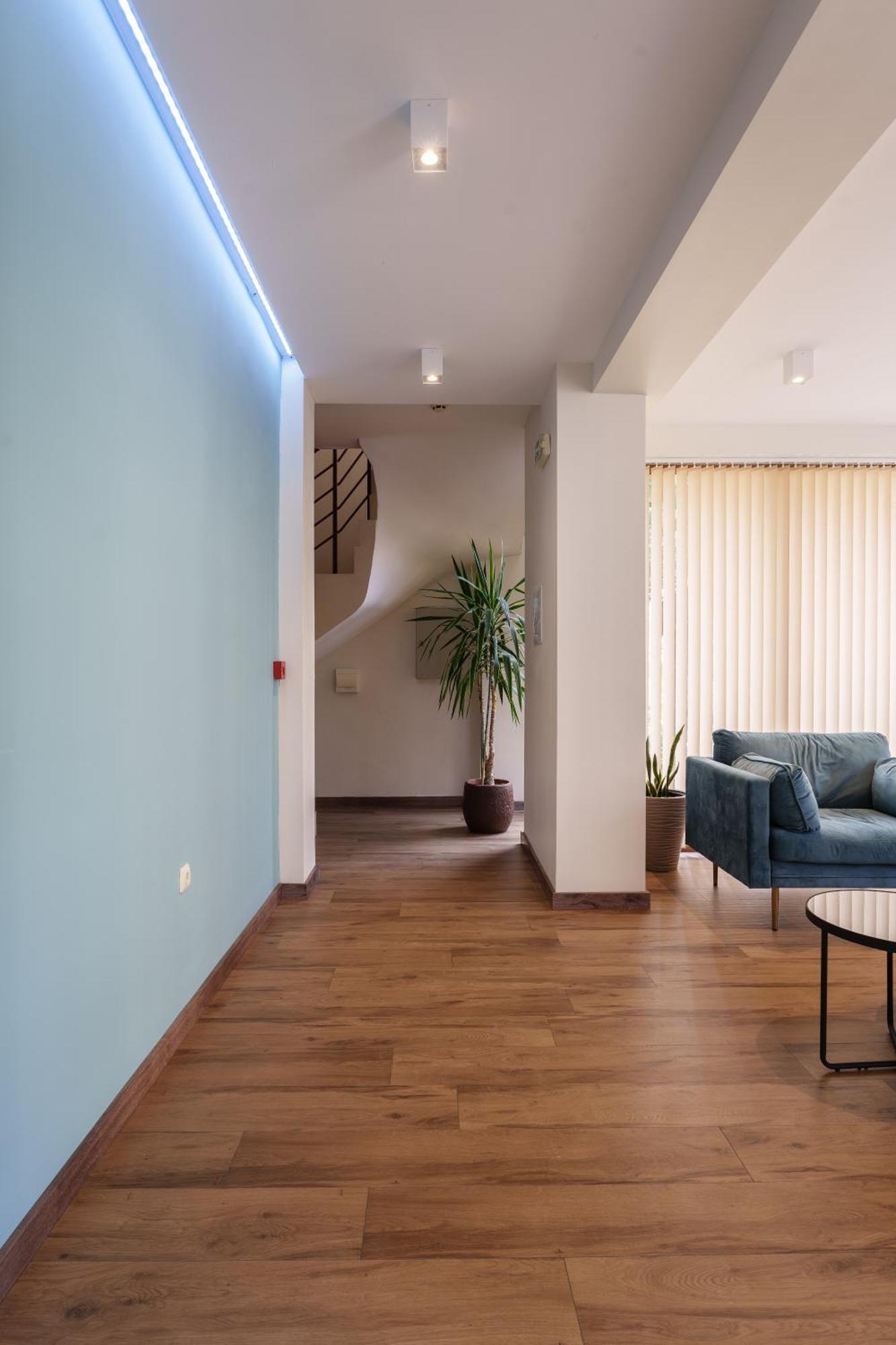 Hotel Milan Primorsko Eksteriør bilde